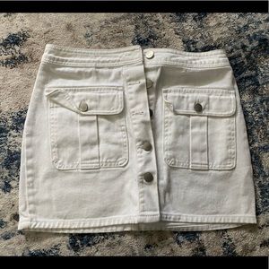 FOREVER21 - White Denim Button Up Mini SMALL